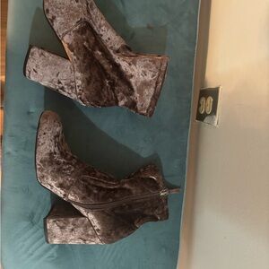 Steve Madden Brown Heeled Boots